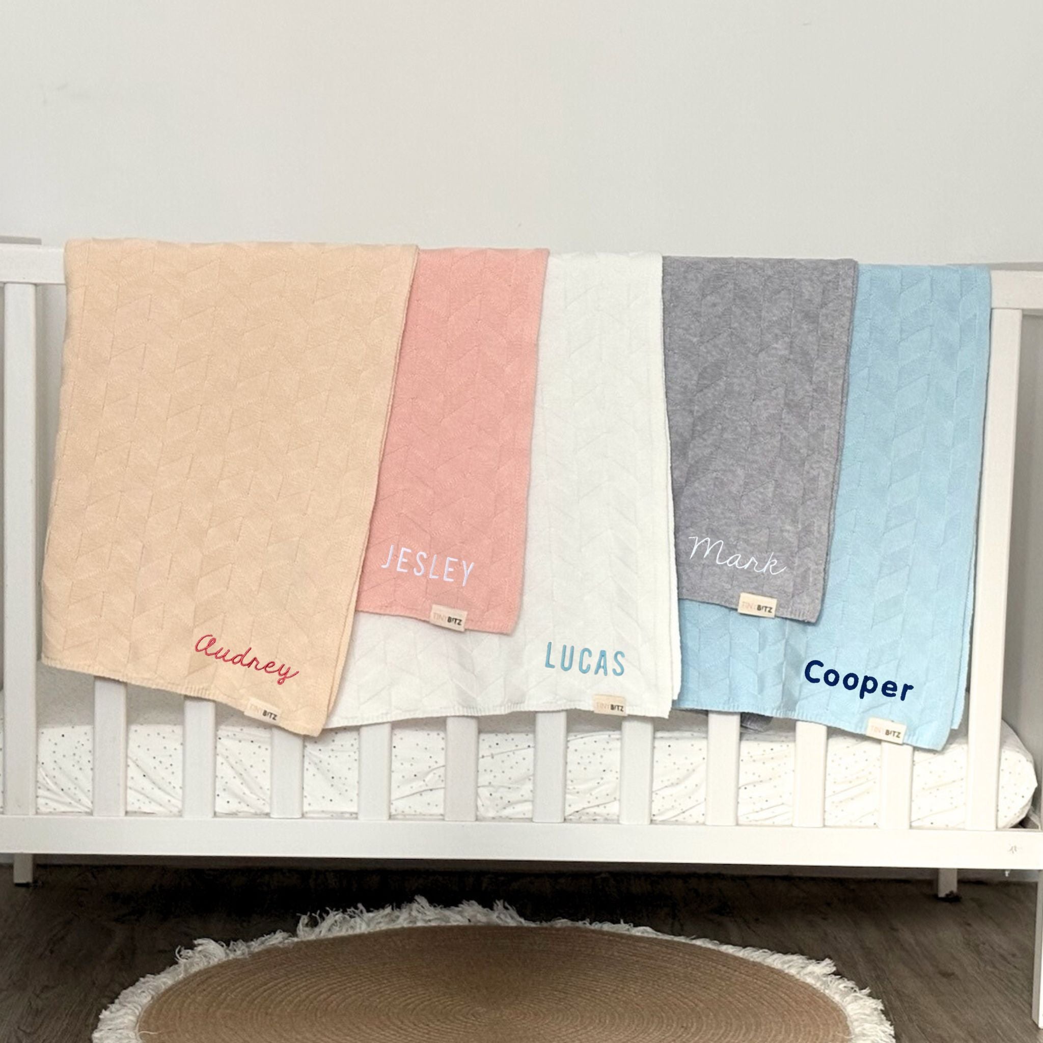 Personalized Baby Blanket with Embroidery (Herringbone)