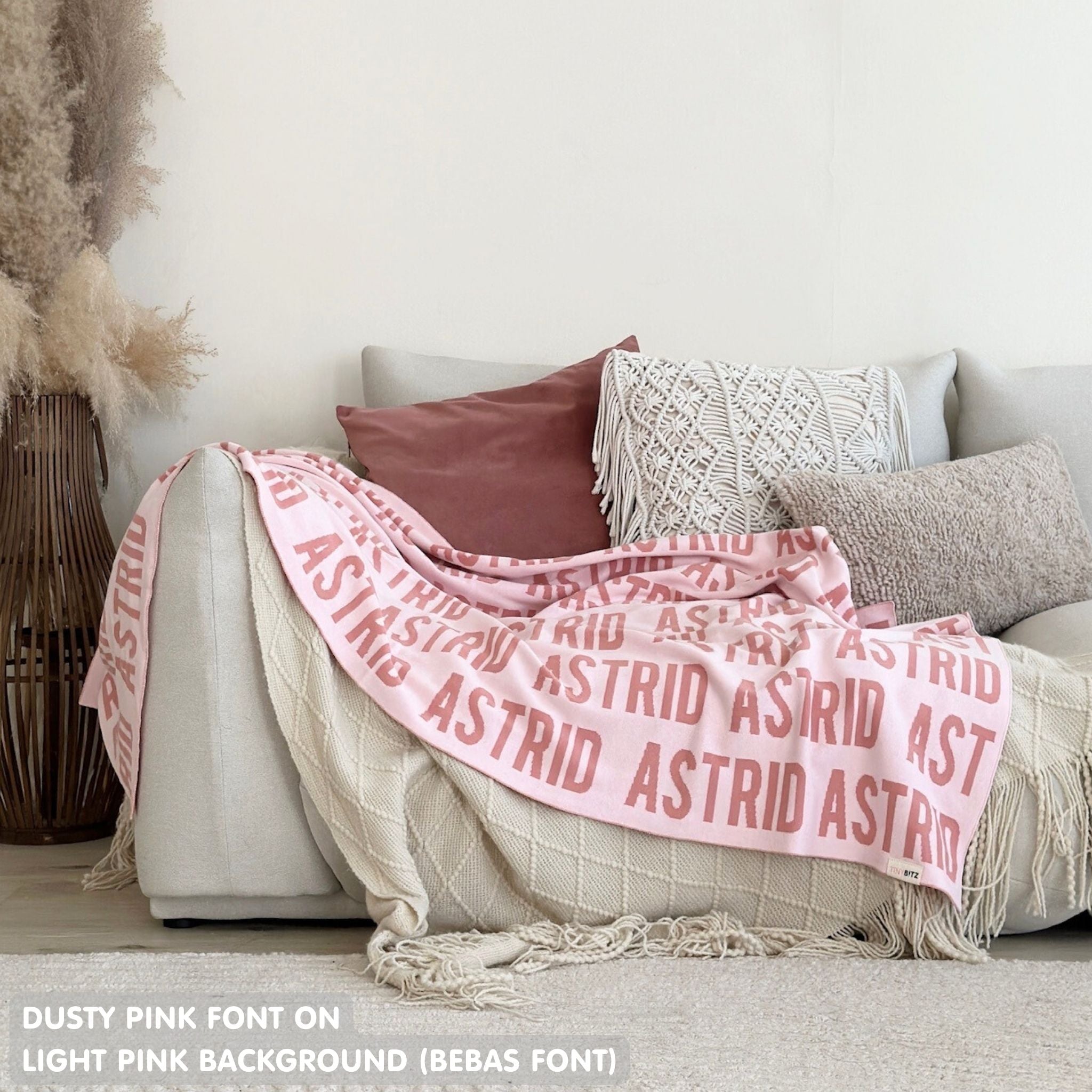 TinyBitz Personalized kids blanket in light pink and dusty pink, a keepsake gift for your child.