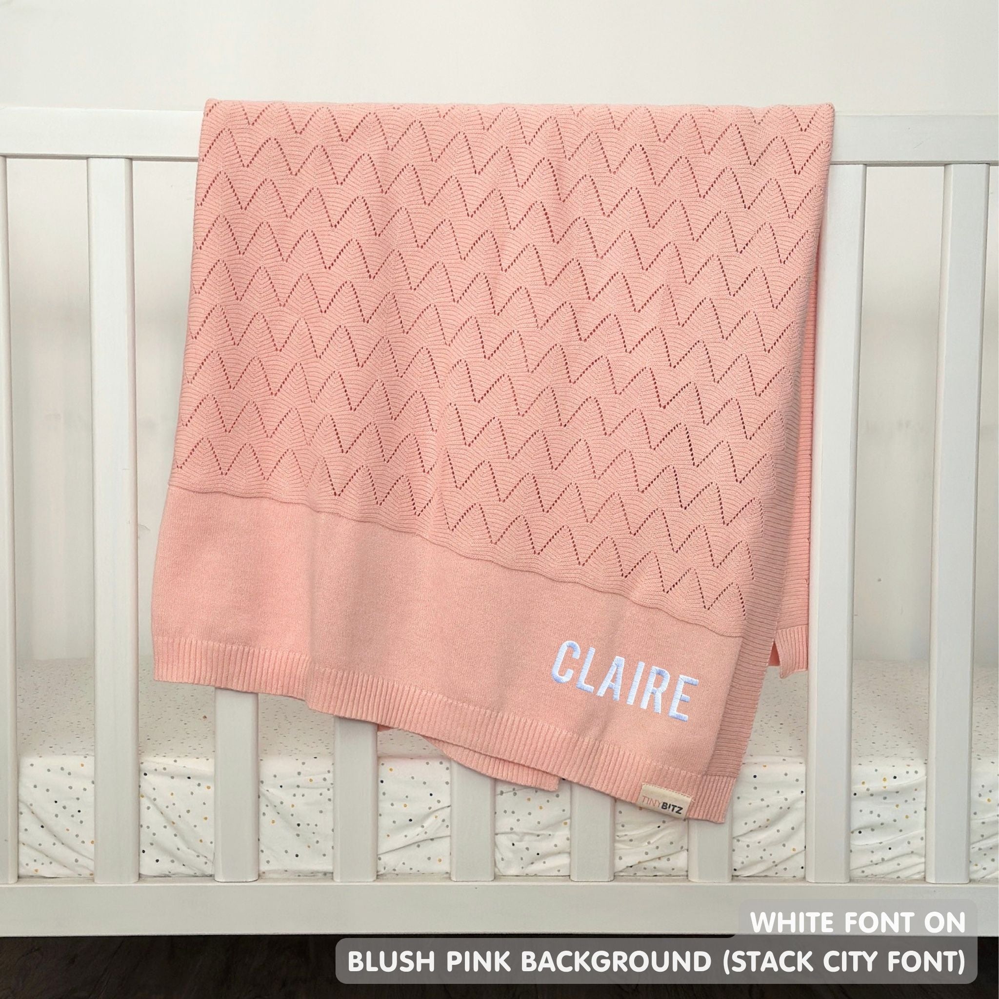 Personalized Baby Blanket with Embroidery (Chevron Wave)