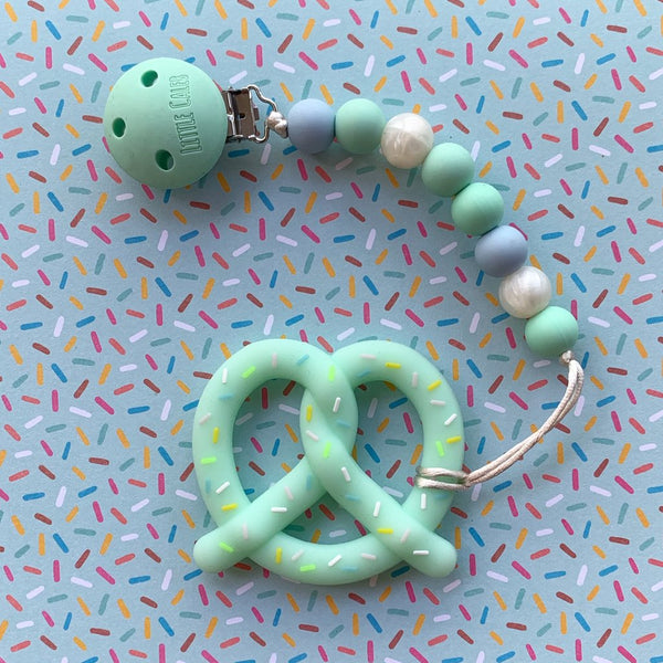 Little Caleb : Pretzel Teether (Mint)